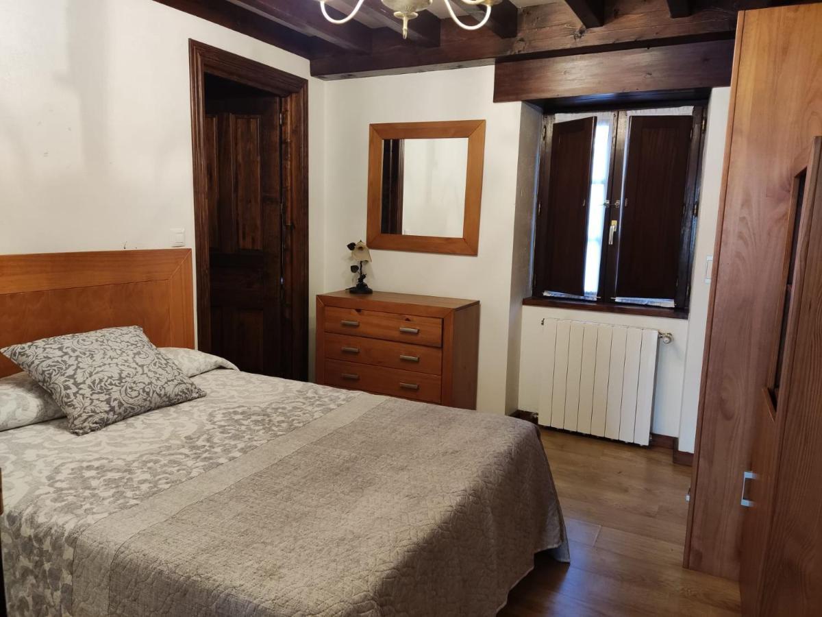 Apartamentos Llave De Santillana 산틸라나델마르 외부 사진